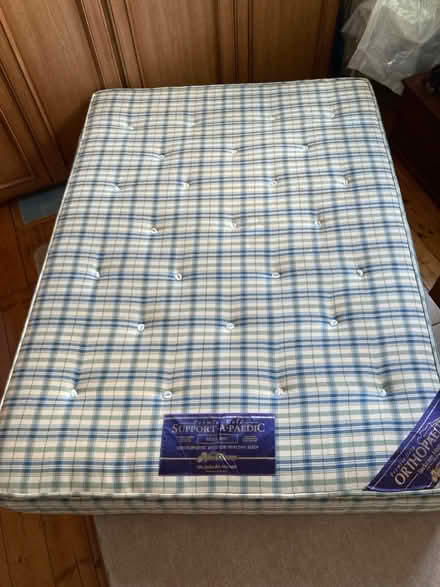 Photo of free Double divan bed & mattress (opt.) (Enfield Town EN1) #3