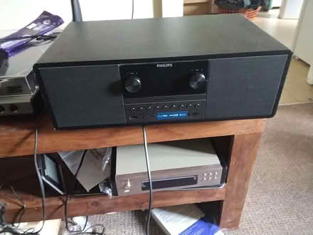 Photo of free Internet radio/ cd player (Long Stratton NR15) #1