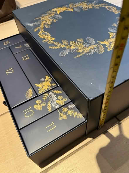 Photo of free Empty Advent Calendar Box (N6 Highgate High Street) #2