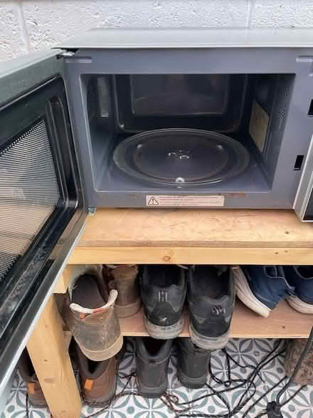 Photo of free microwave (Langbank Holdings G23) #2