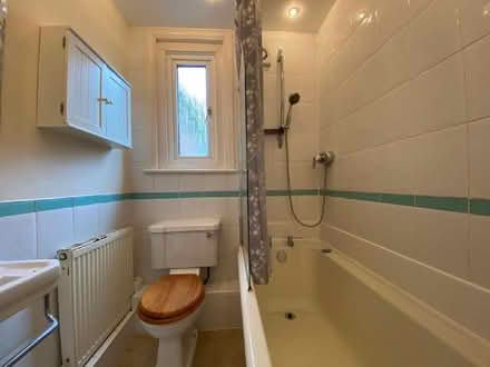 Photo of free Bathroom, inc claw foot bath (CT2) #1