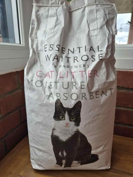 Photo of free Unopened bag of cat litter (Southbourne) #1