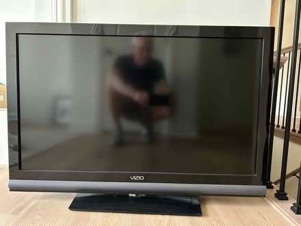 Photo of free Flat screen, 39” diagonal (North Aurora) #1