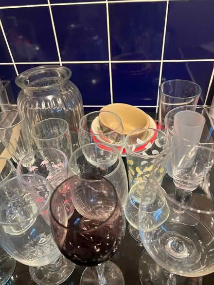 Photo of free Variety of glasses and kitchen bowls etc (Chiswick W4) #2