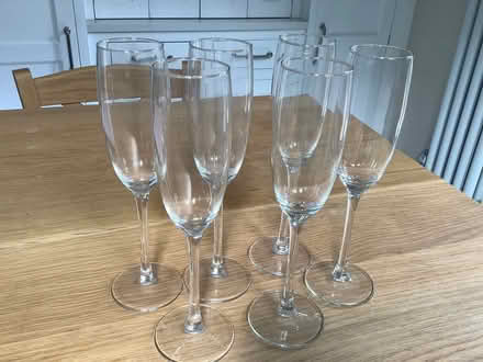 Photo of free 6 champagne flutes (Loughborough LE11) #1