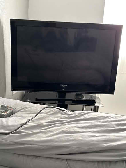 Photo of free Samsung tv (Ainsdale PR8) #1
