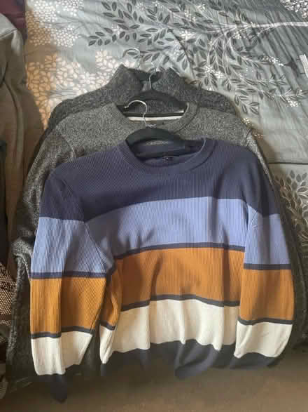 Photo of free Men’s Hoodies and Jumpers (Witton Gilbert DH7) #2