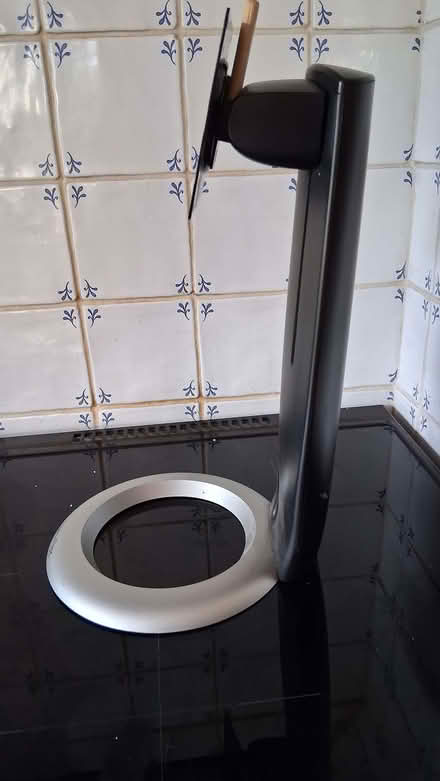 Photo of free Computer monitor stand (Raymond's Hill EX13) #3