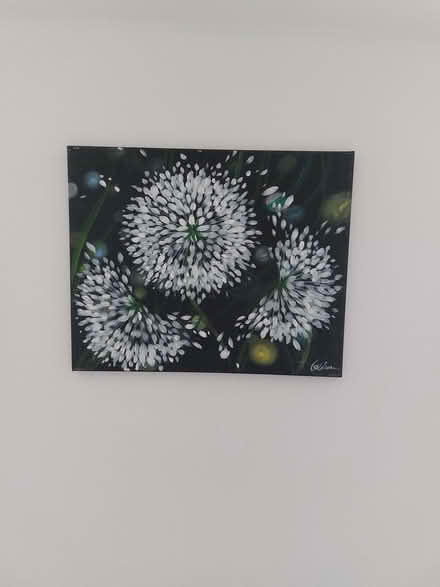 Photo of free Painting on a wooden frame (Humphrey's End GL6) #1