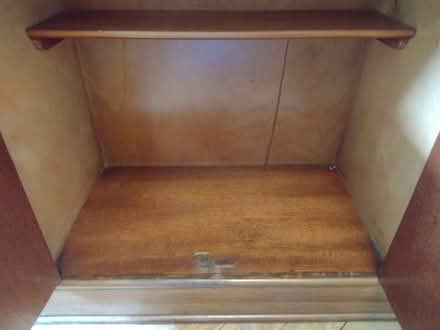 Photo of free 1930's/40's writing/secretary desk/display cabinet (Bradford on Avon BA15) #3