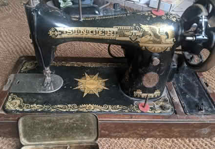 Photo of free Old electric singer sewing machine (Rowde SN10) #1