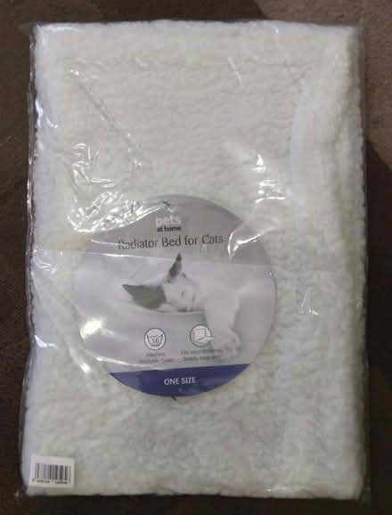 Photo of free Radiator Cat Bed (Meadowfield EH8) #1