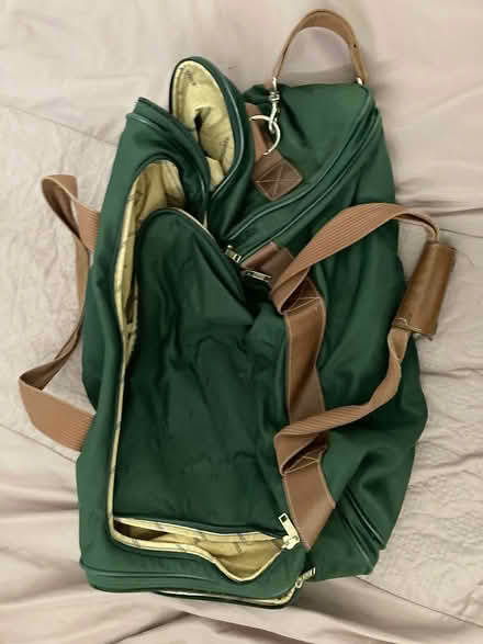 Photo of free Samsonite holdall (Thorney Leys OX28) #1