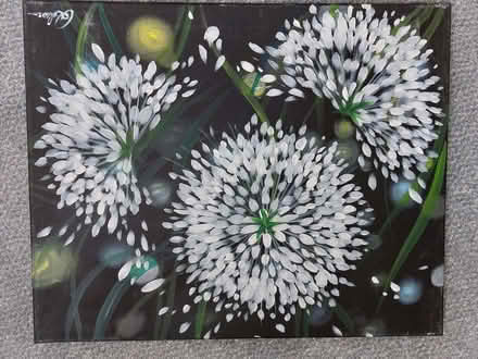 Photo of free Painting on a wooden frame (Humphrey's End GL6) #2