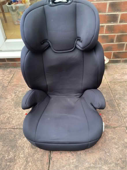 Photo of free Child’s car seat (Wadsley S6) #1