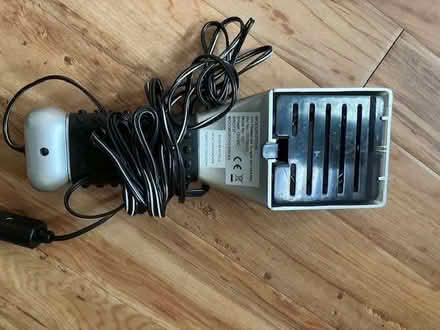 Photo of free heated windscreen scraper (Eynsham OX29) #1