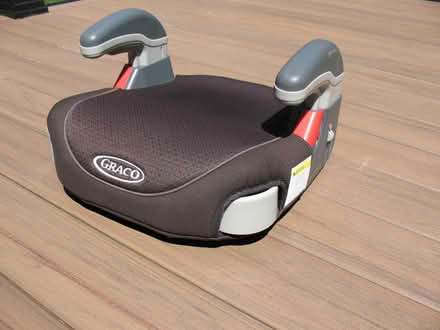 Photo of free Graco Booster Seat (southwest Salem) #1