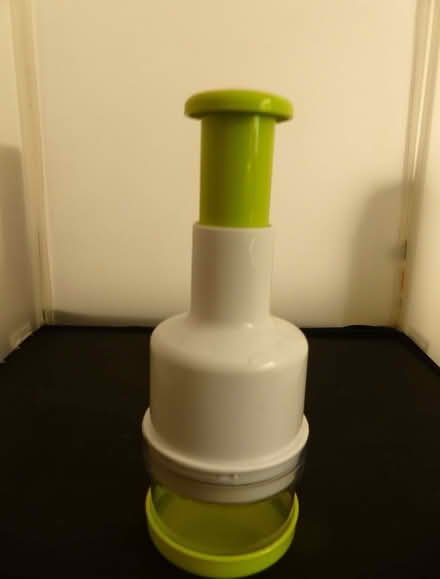 Photo of free Box of Various Kitchen Items (Freshbrook SN5) #4