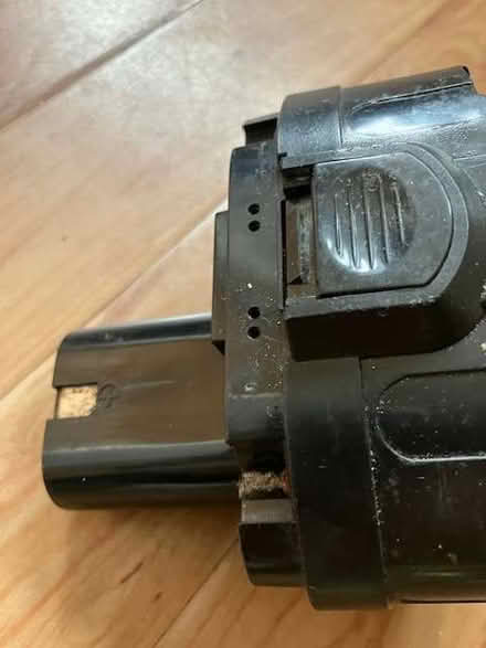Photo of free power pack for cordless hedge trimmer (Eynsham OX29) #2