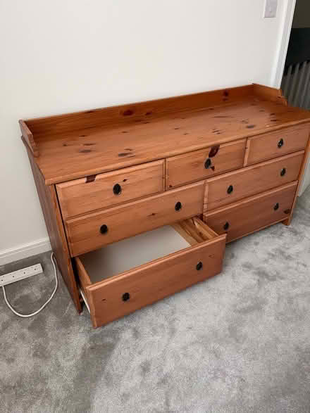 Photo of free Wide chest of drawers (Charlton OX12) #1