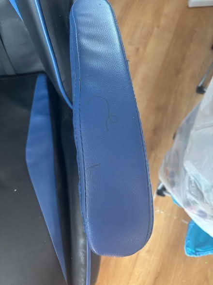 Photo of free Chair (TW12) #2