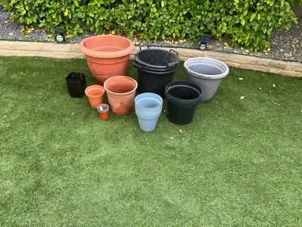 Photo of free Assorted plant pots (Richmond. TW10) #1