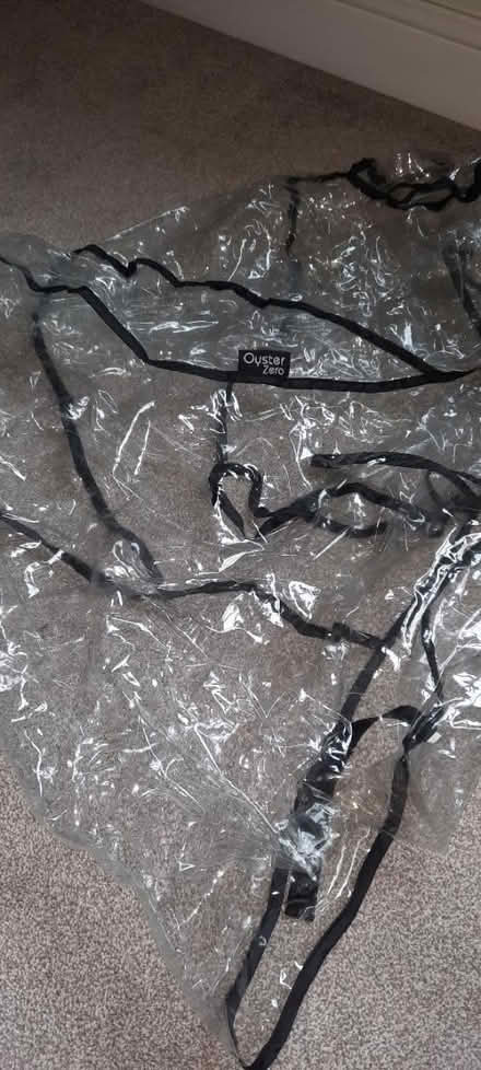 Photo of free Oyster zero raincover (Hereford, Belmont) #2