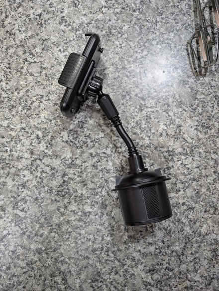 Photo of free Car Phone Holder (Oyster Point) #2