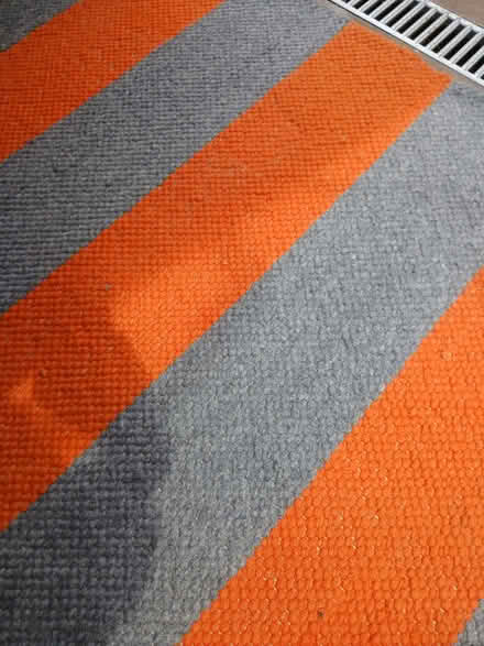 Photo of free Large rug (Thornton heath) #1