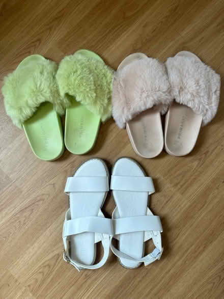 Photo of free x3 Primark girls / women’s sandals (Highgate London) #1