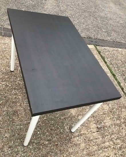 Photo of free IKEA desk, black 100 x 60 cm (Lower Sydenham SE26) #2