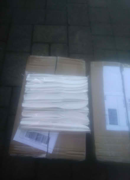 Photo of free 1900 plastic knives (Frenchay BS16) #1