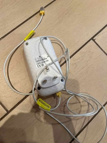 Photo of free Vodafone Wifi Extender (N6 Highgate High Street) #2