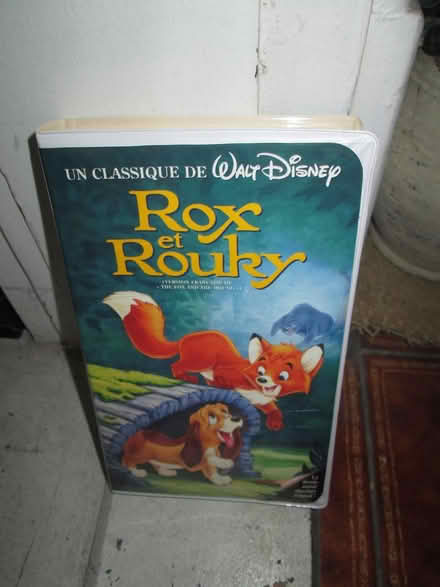 Photo of free 1 French VHS for children (Old Ottawa South) #1