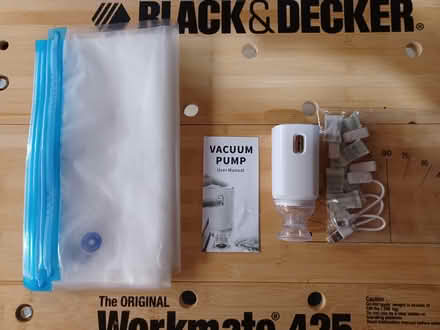 Photo of free Vacuum bags & pump (Carlingwood) #1