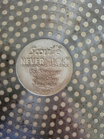 Photo of free Scoville griddle pan (Oughtibridge S35) #3