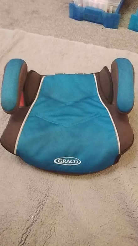 Photo of free GRACO booster seat, ages 3-10 (Old Walcot SN3) #1