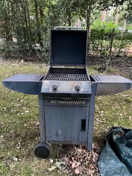 Photo of free Gas Barbeque (GU22) #2