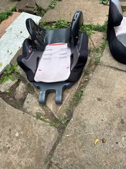 Photo of free Car seat (Fox Hollies B28) #2