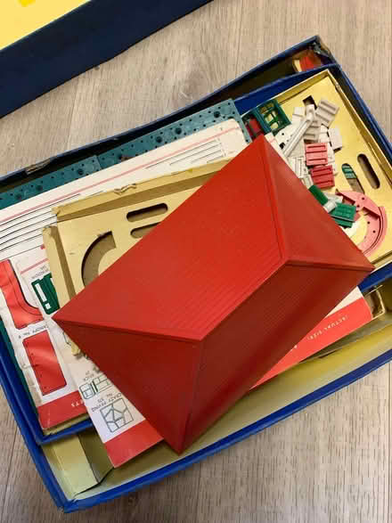 Photo of free Baylor building set (Ringwood BH24) #2