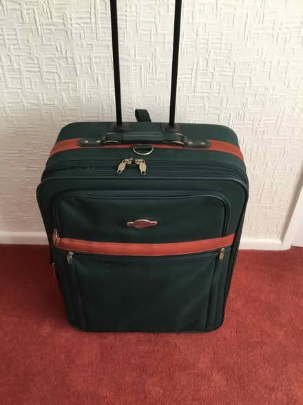 Photo of free Suitcase (Hutton PR4) #1