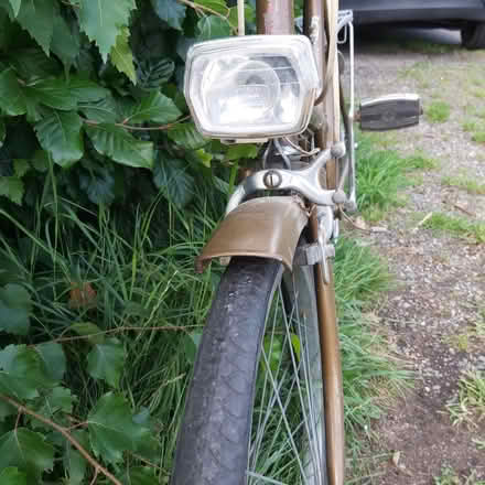 Photo of free Women's Raleigh bike (Victoria Garesfield NE39) #3