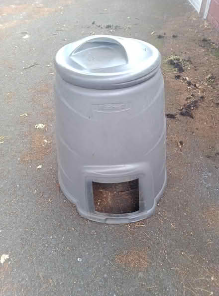 Photo of free Garage cleanout (Hither Green SE13) #3