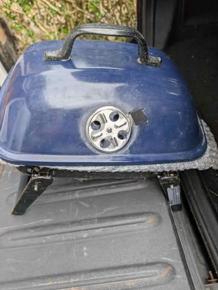 Photo of free Small bbq (Barton-in-Fabis CP NG11) #1