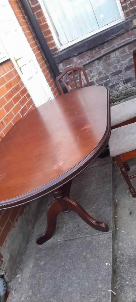 Photo of free Extendable dinning table (OL8) #2