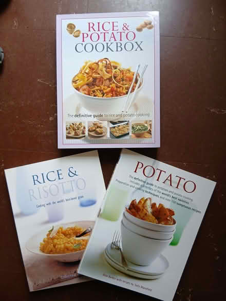 Photo of free Books (IP33) #2