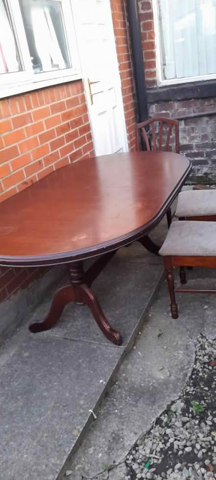 Photo of free Extendable dinning table (OL8) #3