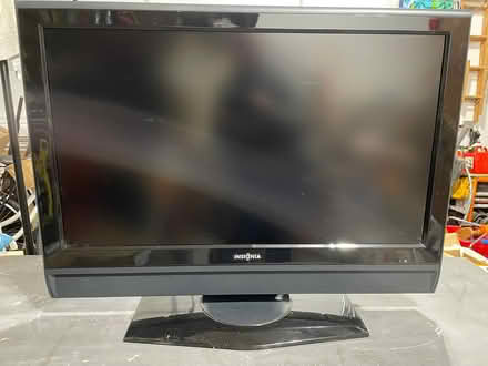 Photo of free 42" Insignia TV (Middletown) #1