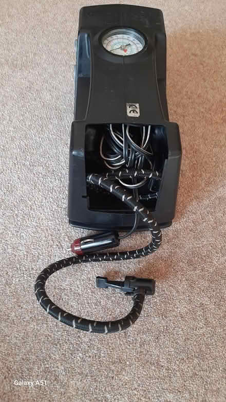 Photo of free Compressor for car tyres (Holcombe EX7) #1