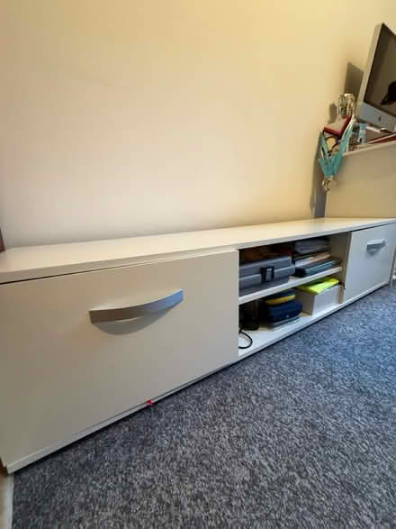 Photo of free TV stand (Bucklands Road, TW11) #3